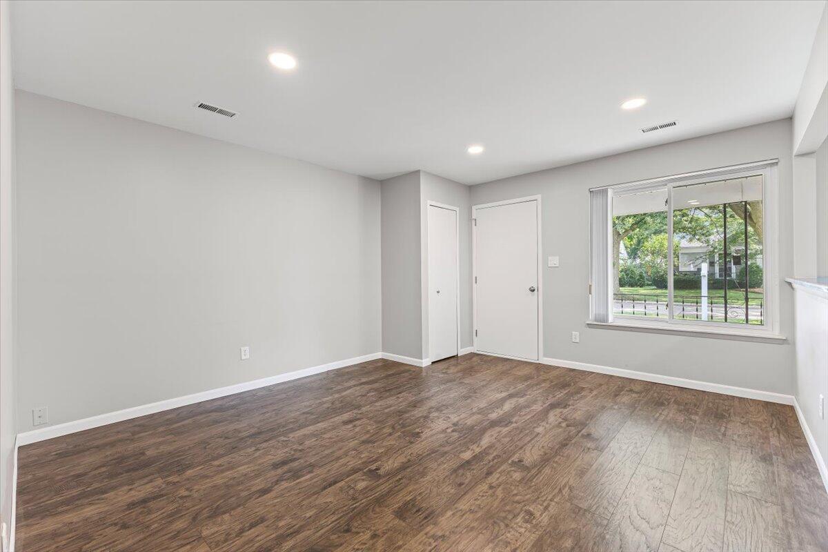 300 S Edgeworth Avenue