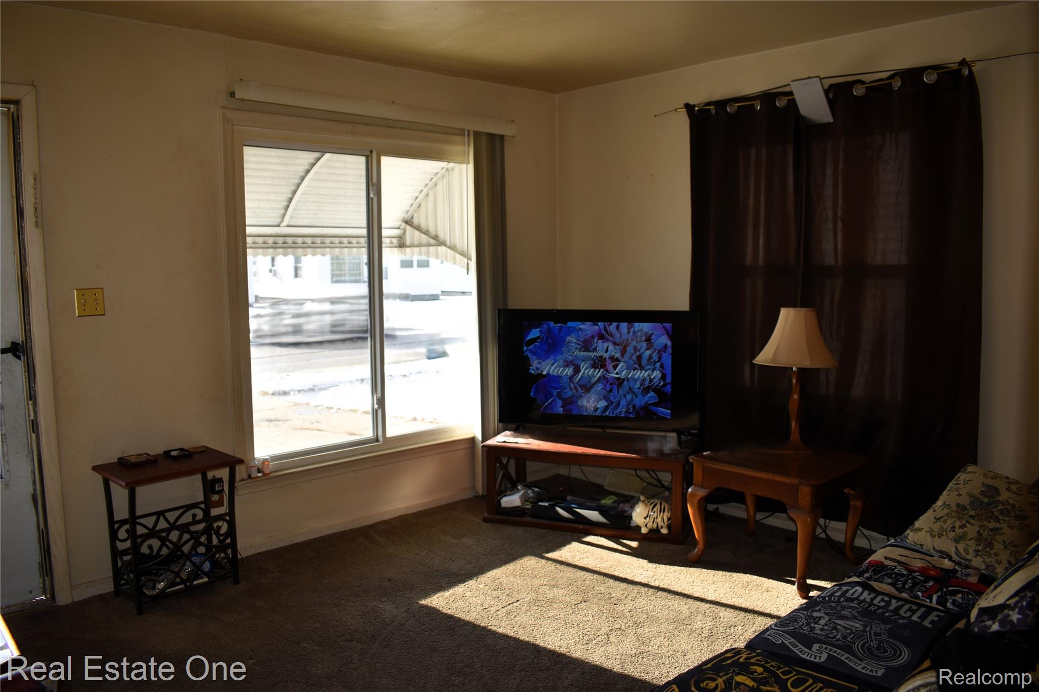 11327 Sherman Avenue