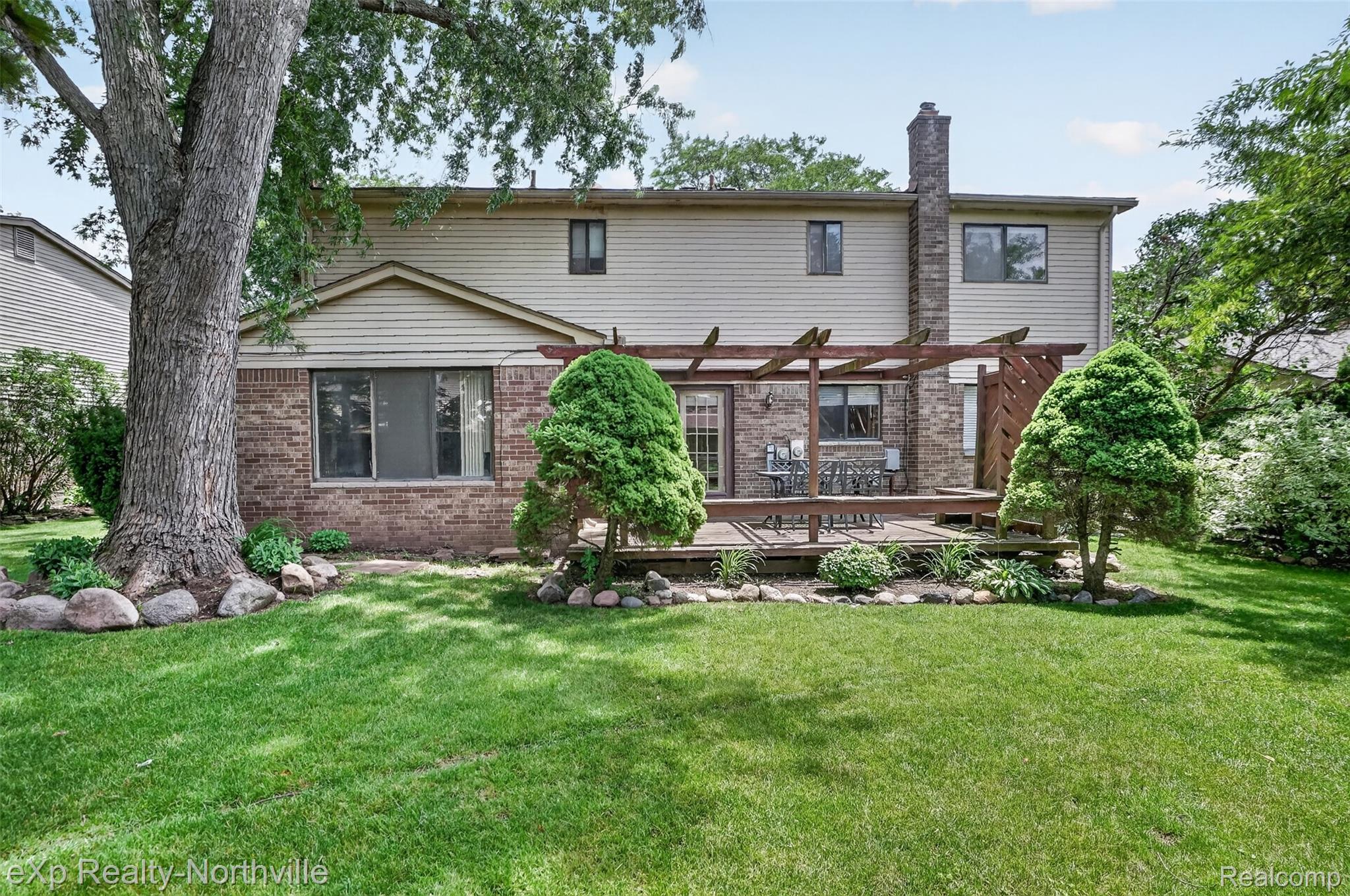 7565 Embassy Drive