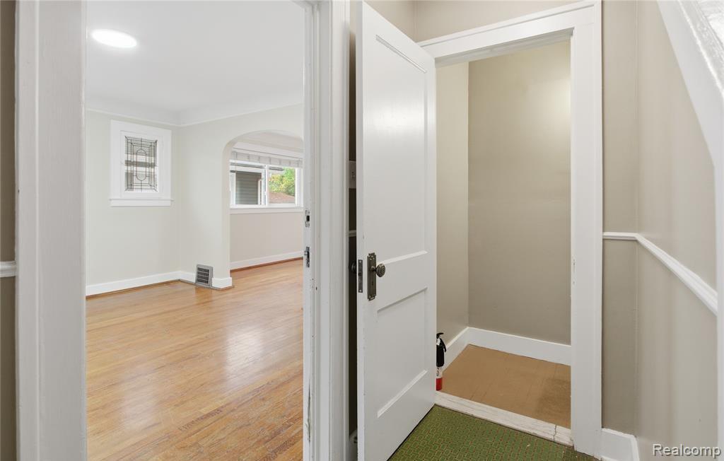 240 E Marshall Street