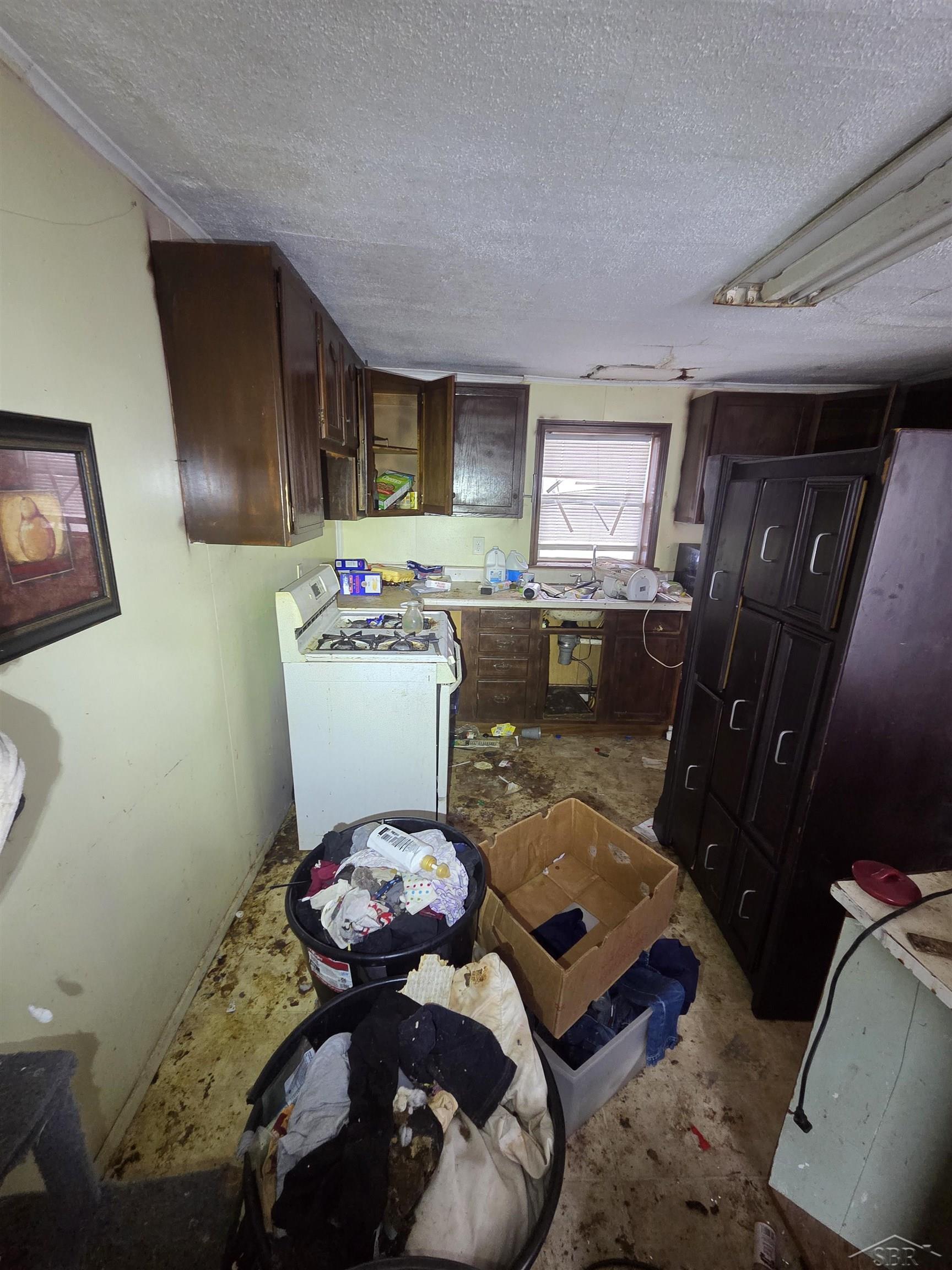 1923 N Oakley Street