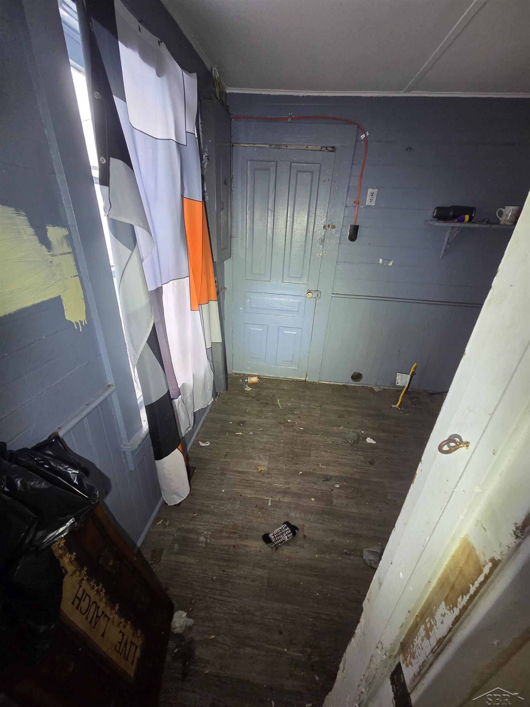 1923 N Oakley Street