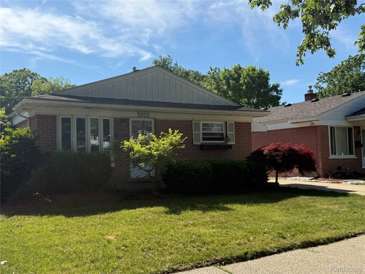 5925 BERWYN ST, DEARBORN HEIGHTS, MI 48127 - Image 4376fe0a8068e5b7abd5f65a71a88dbd/431679825