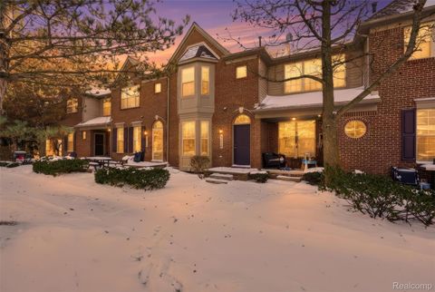 41260 Maplewood Drive 5 Canton Charter Township MI 48187