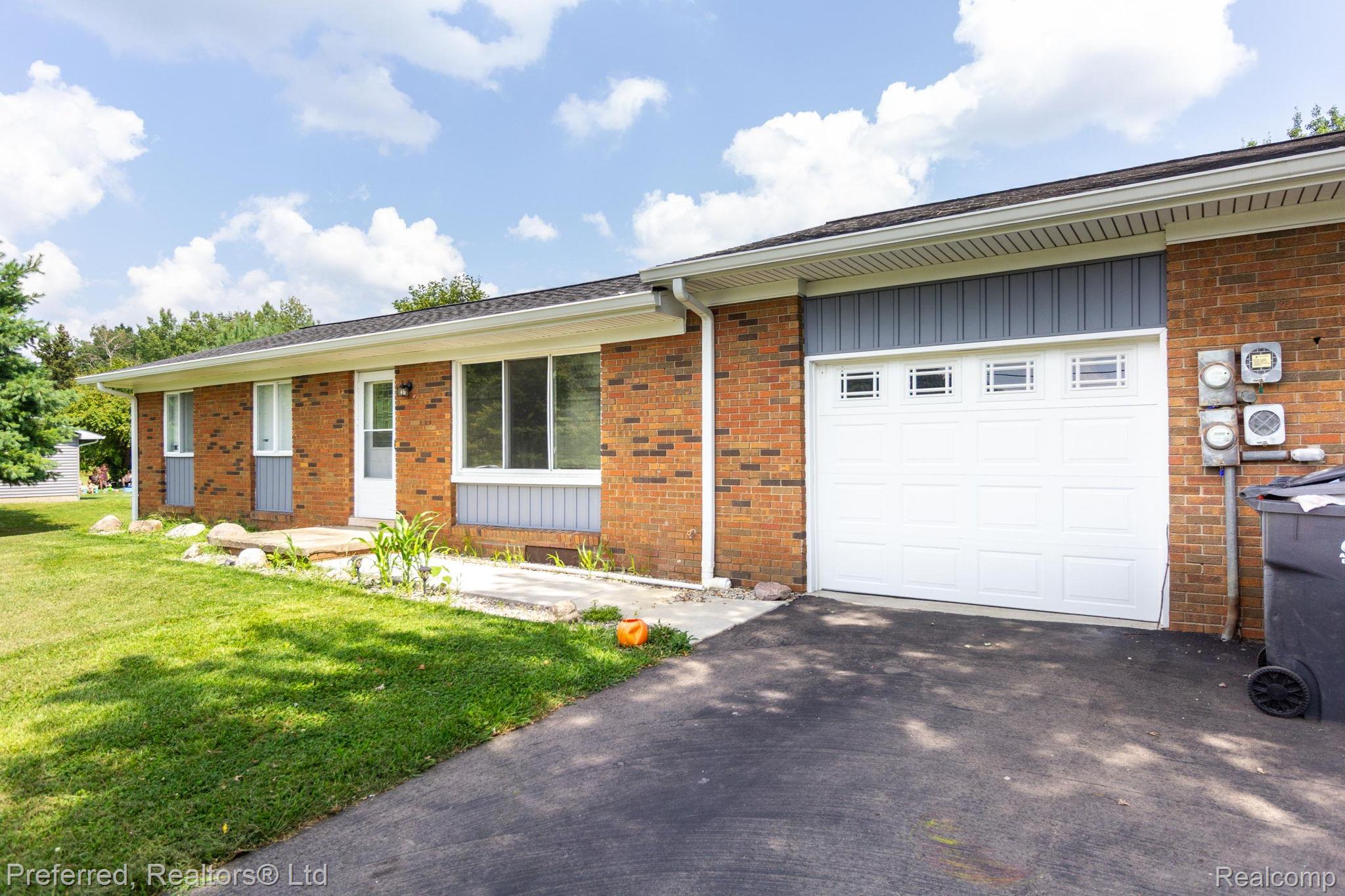 2895 Spring Hill Drive