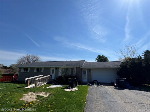Photo of 11732 Milford Road, Holly Township, MI 48442 (MLS # 20261084243)