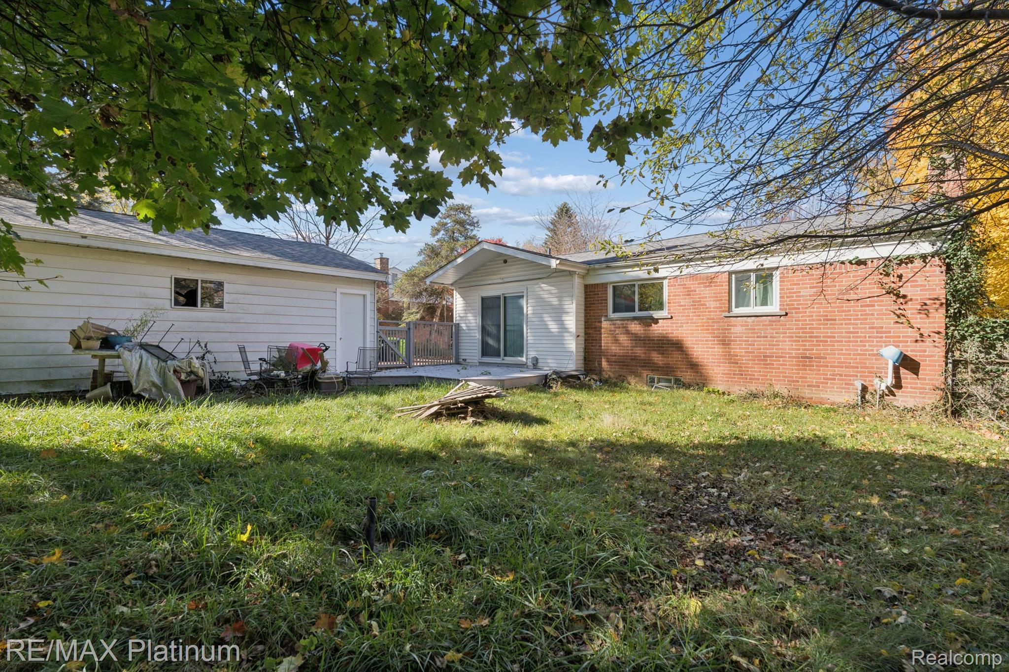 1149 Parallel Street