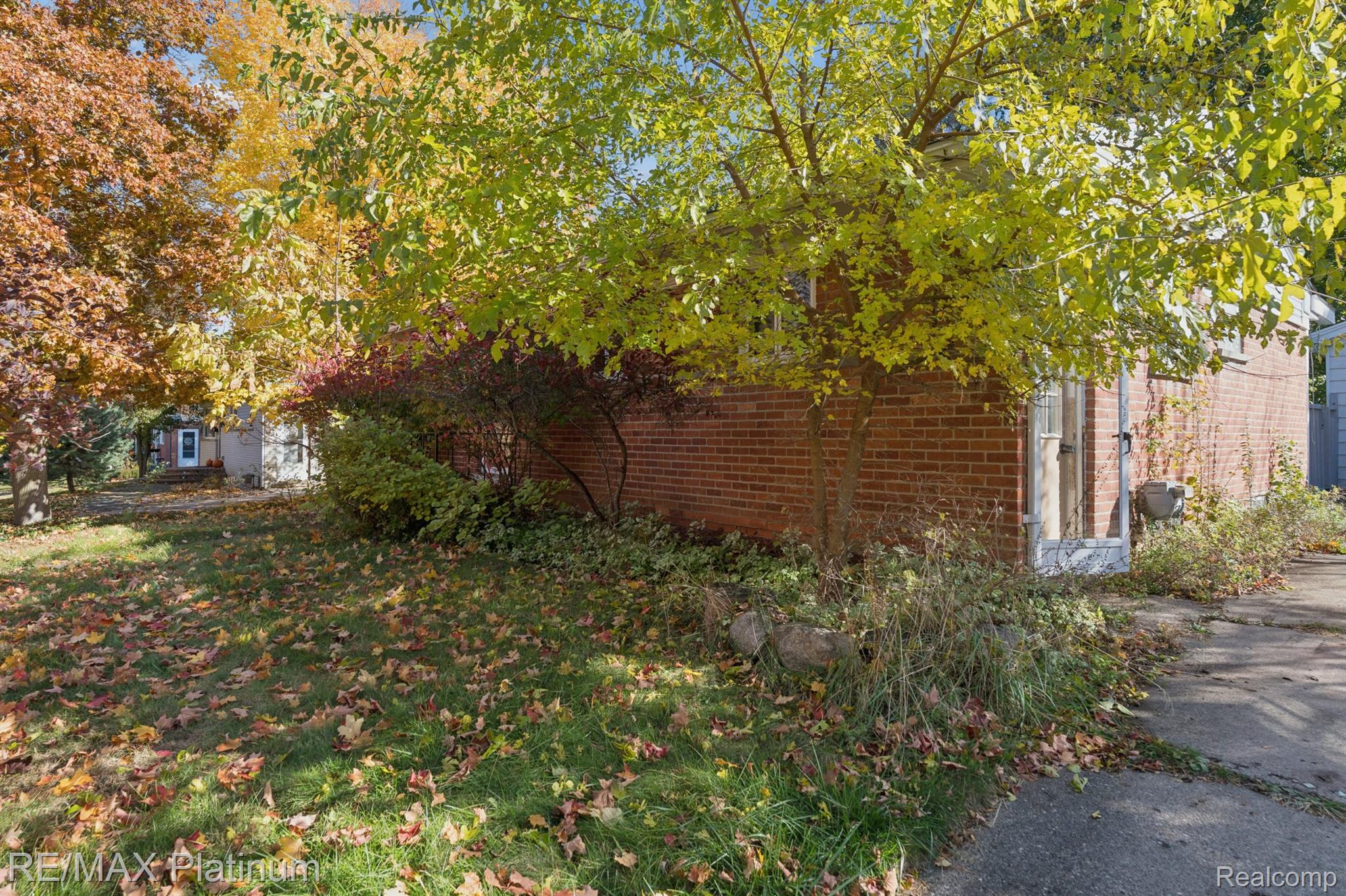 1149 Parallel Street