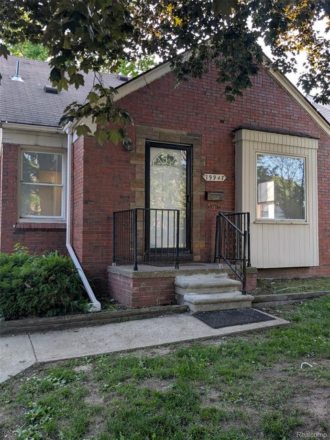 19947 Kinloch Redford Charter Township MI 48240