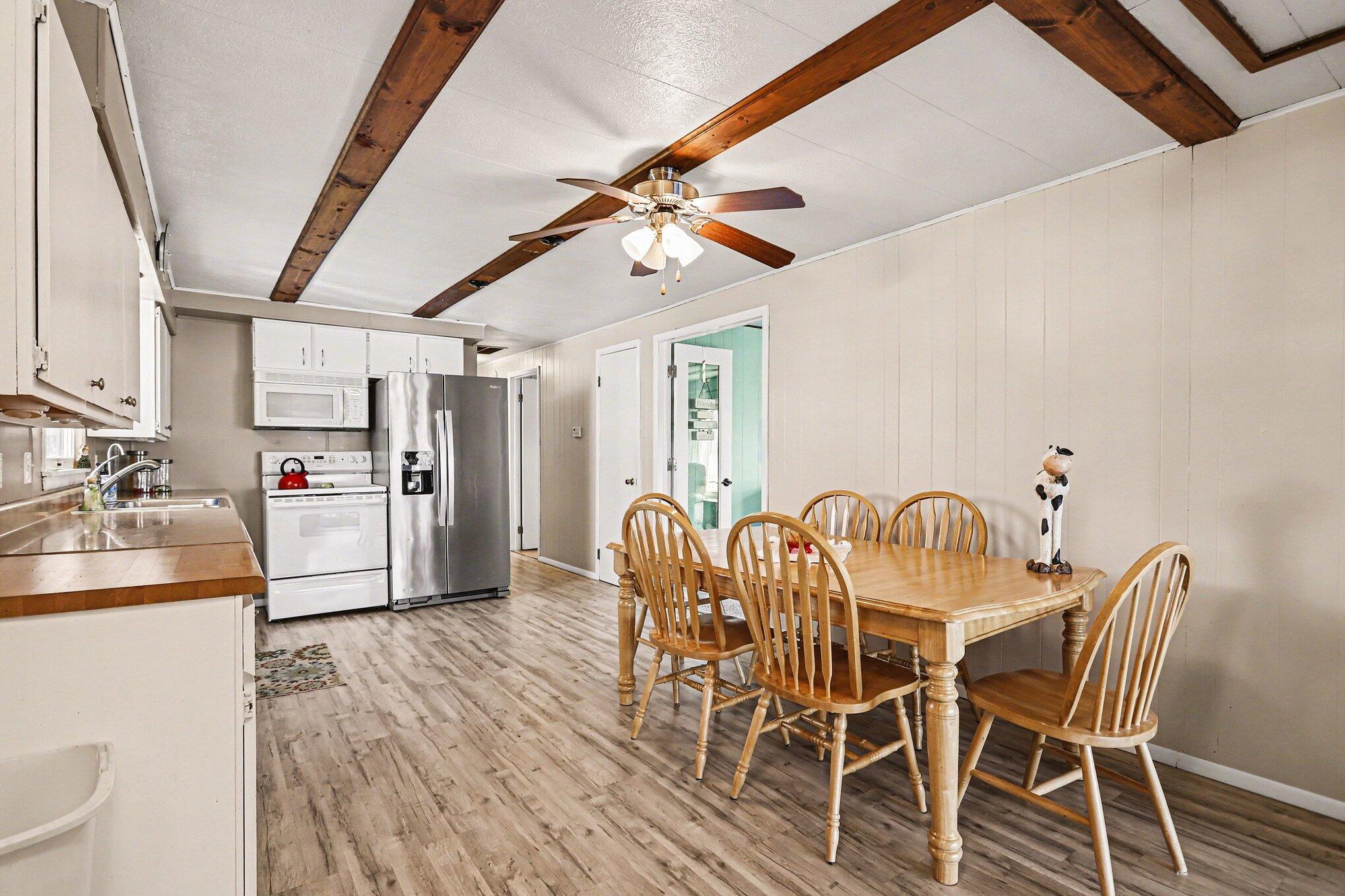 60654 Shoreline Drive