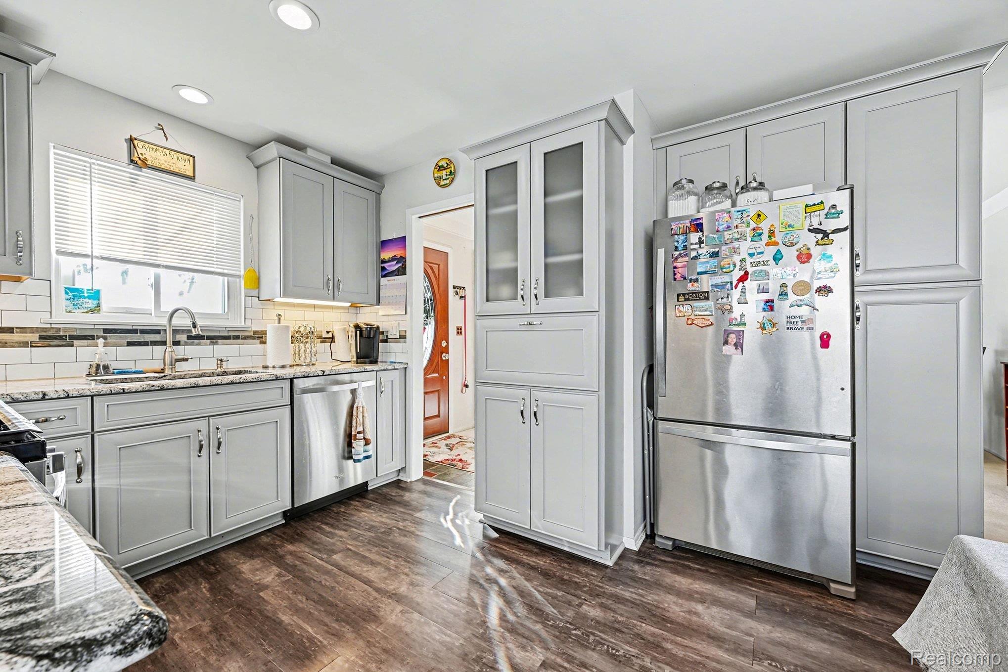 35340 Schoolcraft Road