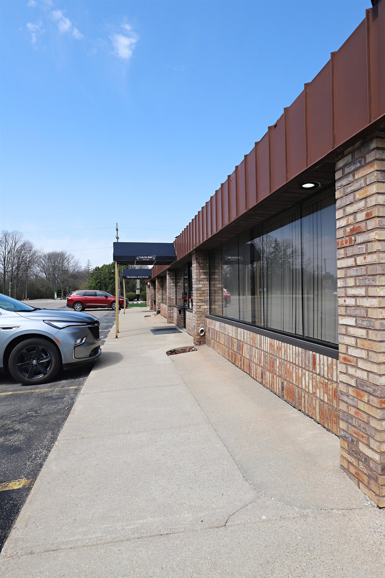 2255 S Linden Road