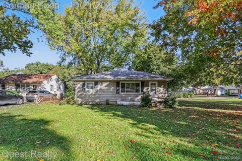 Tiny photo for 3460 Watkins Lake Road, Waterford Charter Township, MI 48328 (MLS # 20261084400)