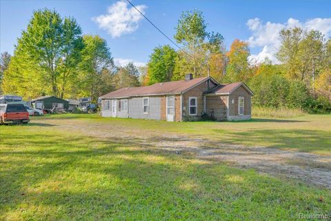 6417 Dove Road Kimball Township MI 48074