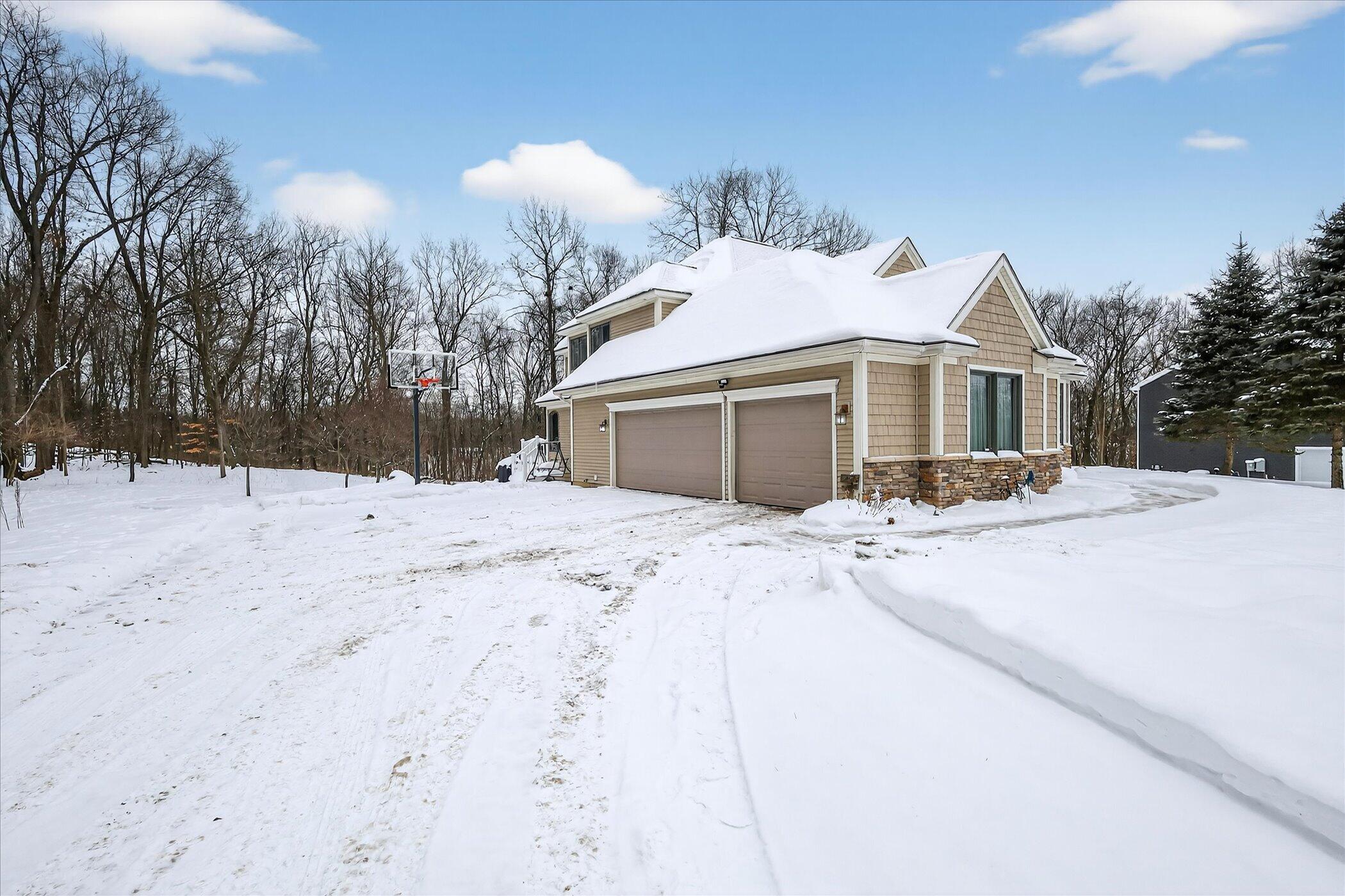 15284 Alister Mackenzie Avenue