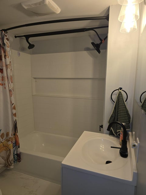 Tiny photo for 3112 Courtlandt Avenue, Kalamazoo City, MI 49004 (MLS # 65026055785)