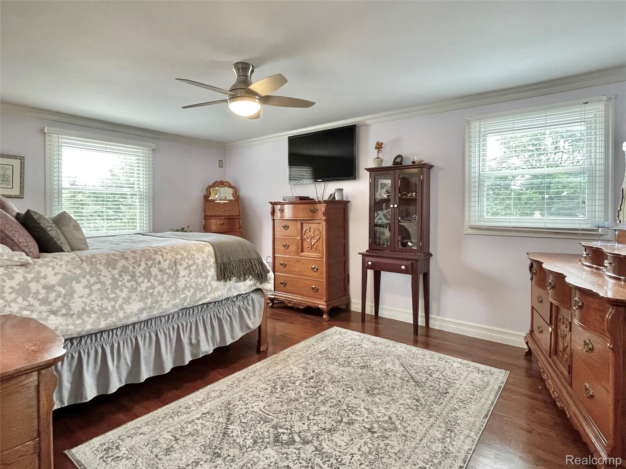 Oakland Charter Township, Michigan 48306, United States, 4 Bedrooms Bedrooms, ,4 BathroomsBathrooms,Residential,Pending,195968