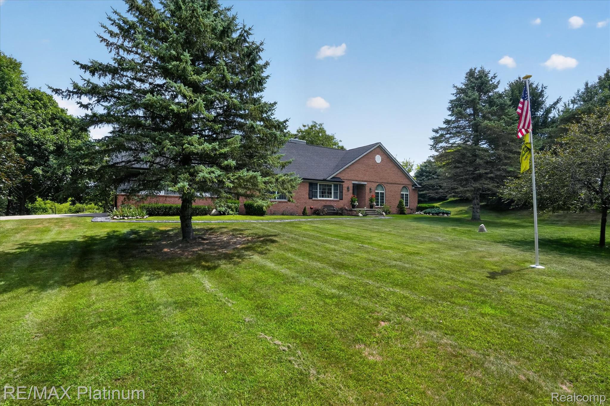 4457 Bradley Road