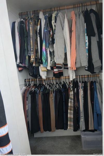 24845 Ridgecroft Avenue