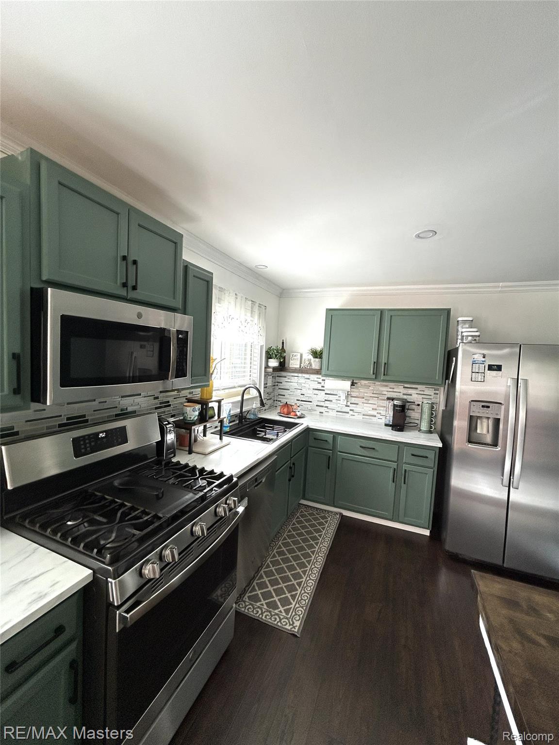 25066 Maywood Street