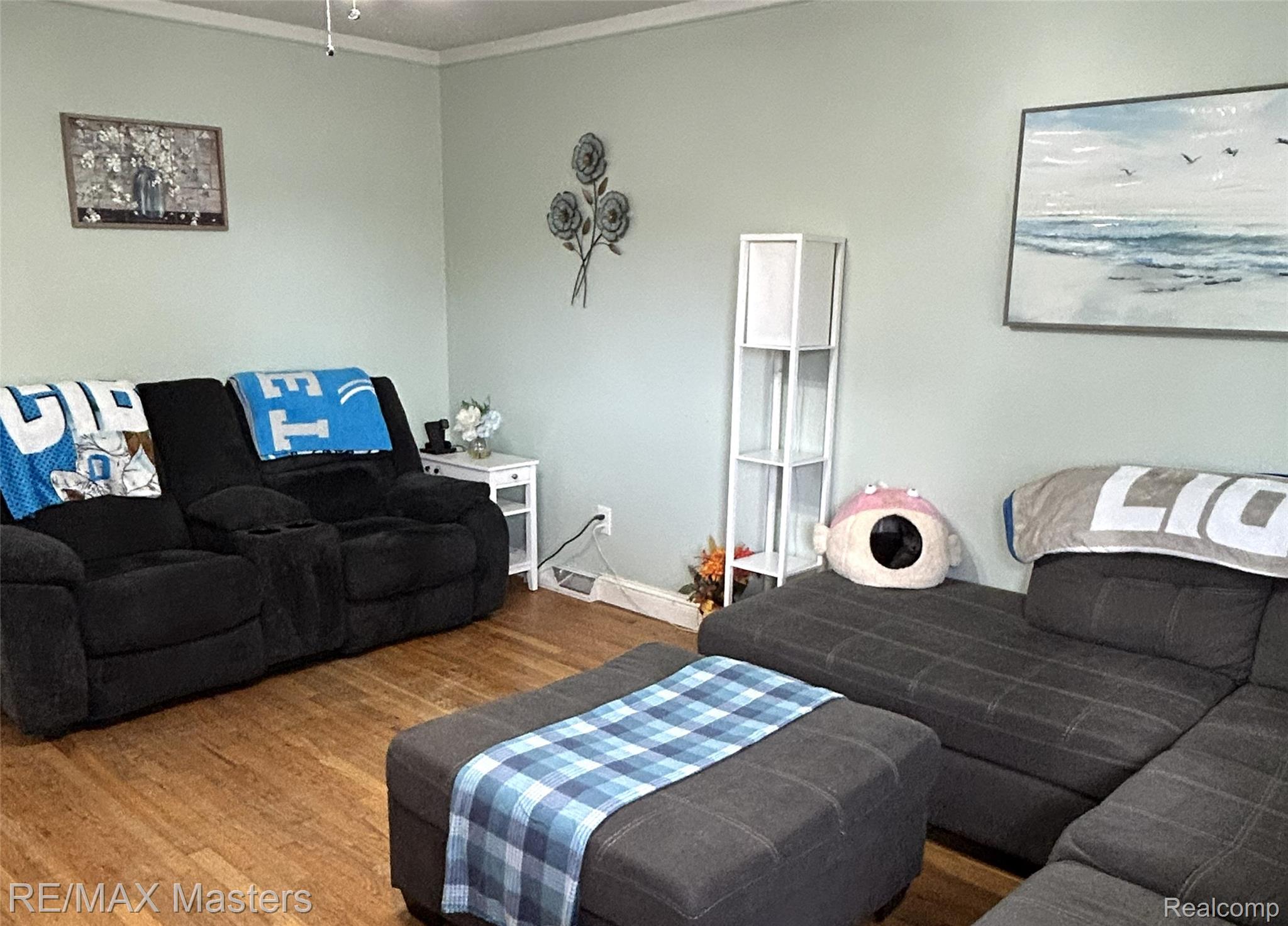 25066 Maywood Street