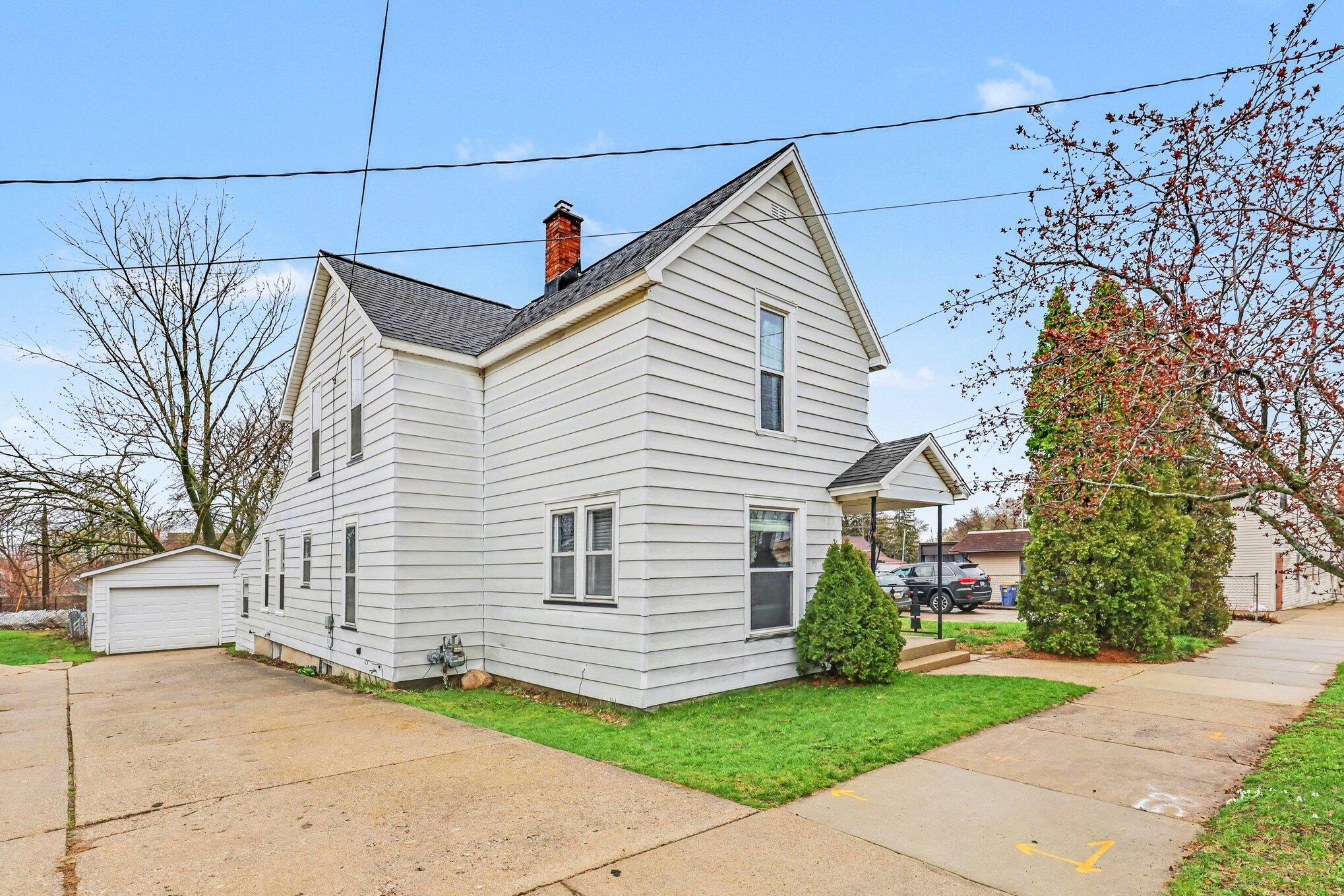 1212 Garfield Avenue NW