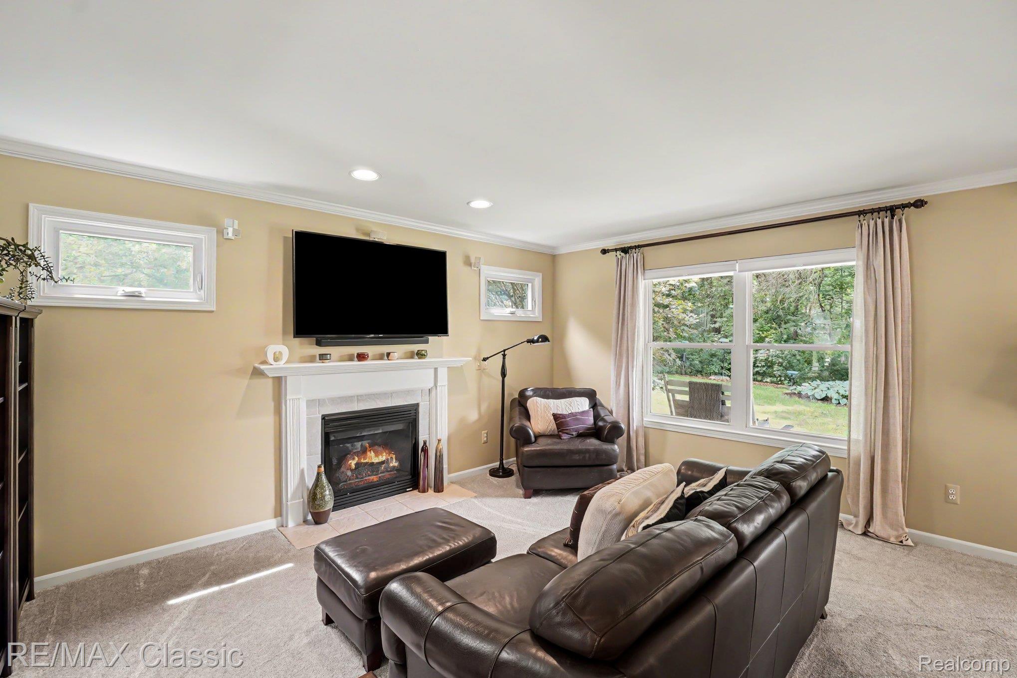 8655 Pettysville Road