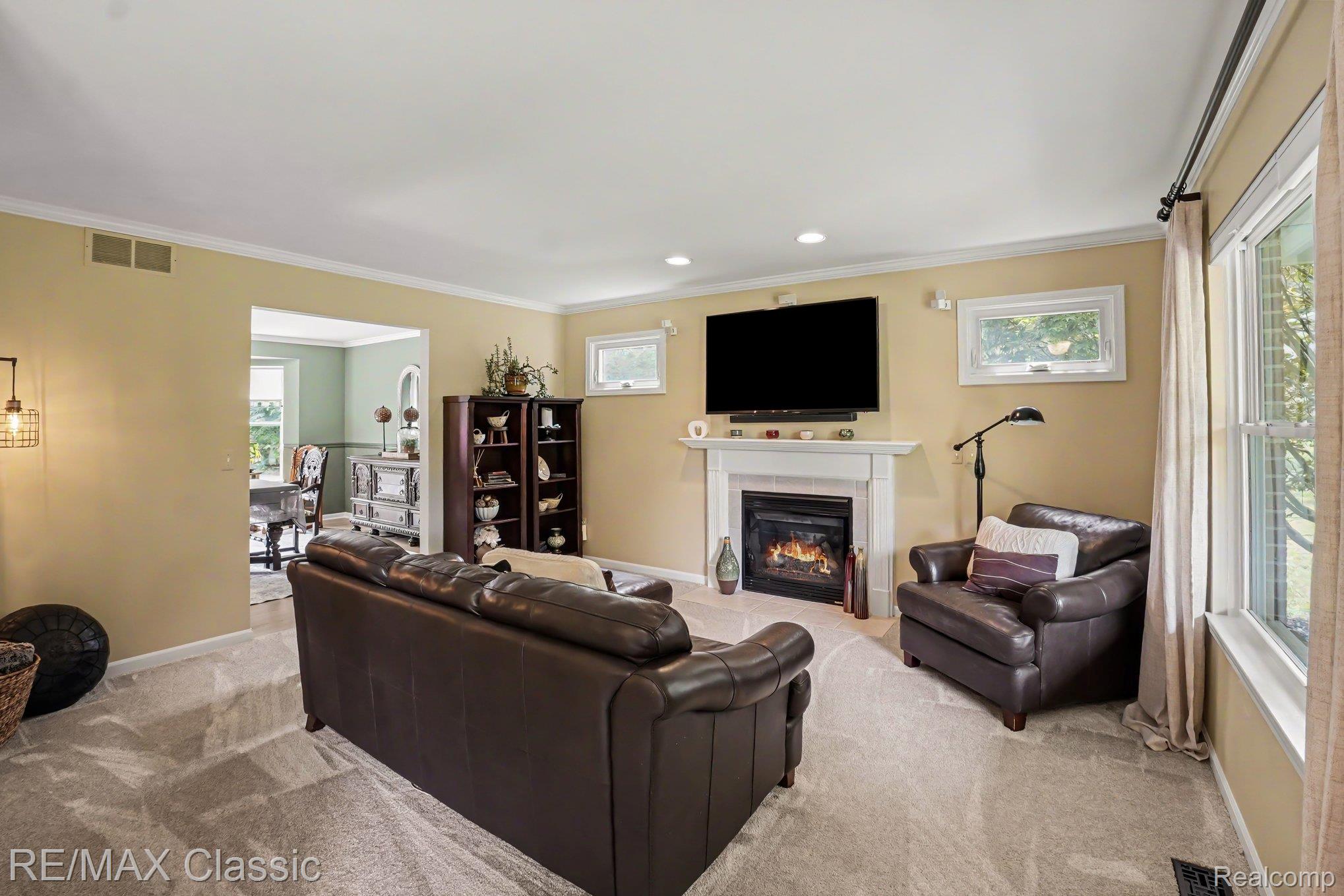8655 Pettysville Road