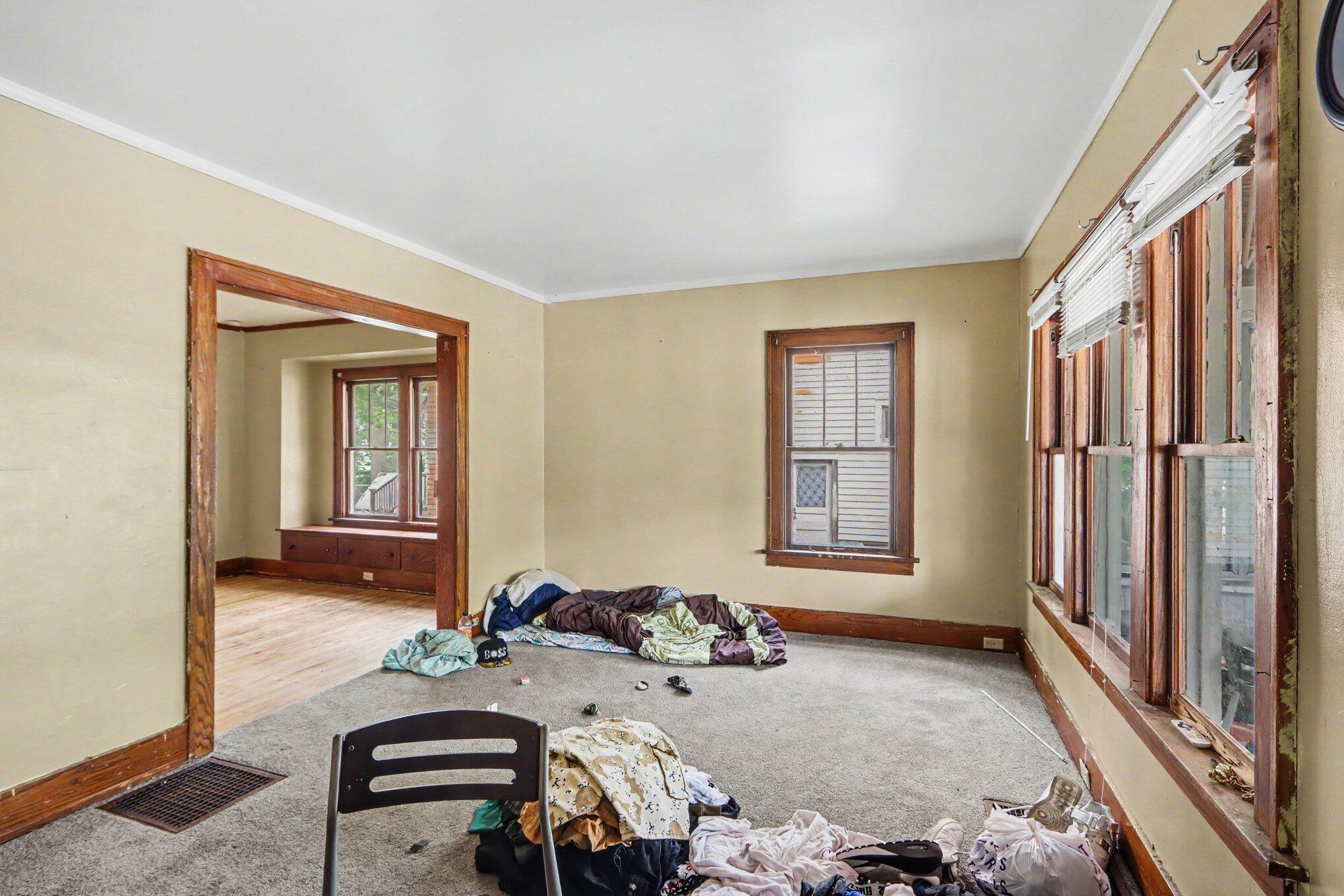 1701 Lay Boulevard