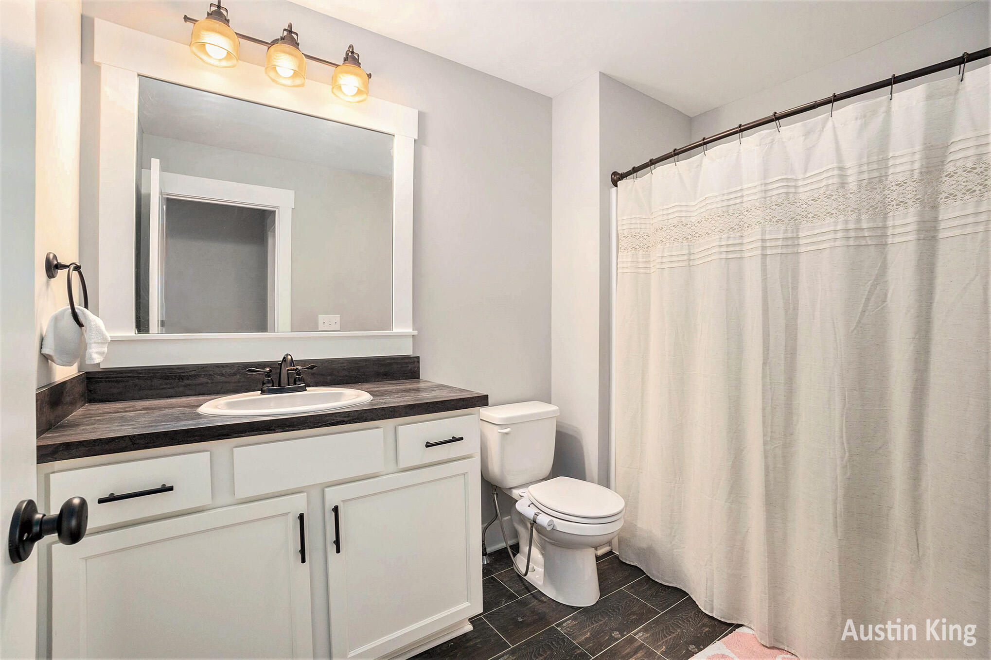 Georgetown Charter Township Ottawa, Michigan 49426, United States, 4 Bedrooms Bedrooms, ,3 BathroomsBathrooms,Residential,Active,124908