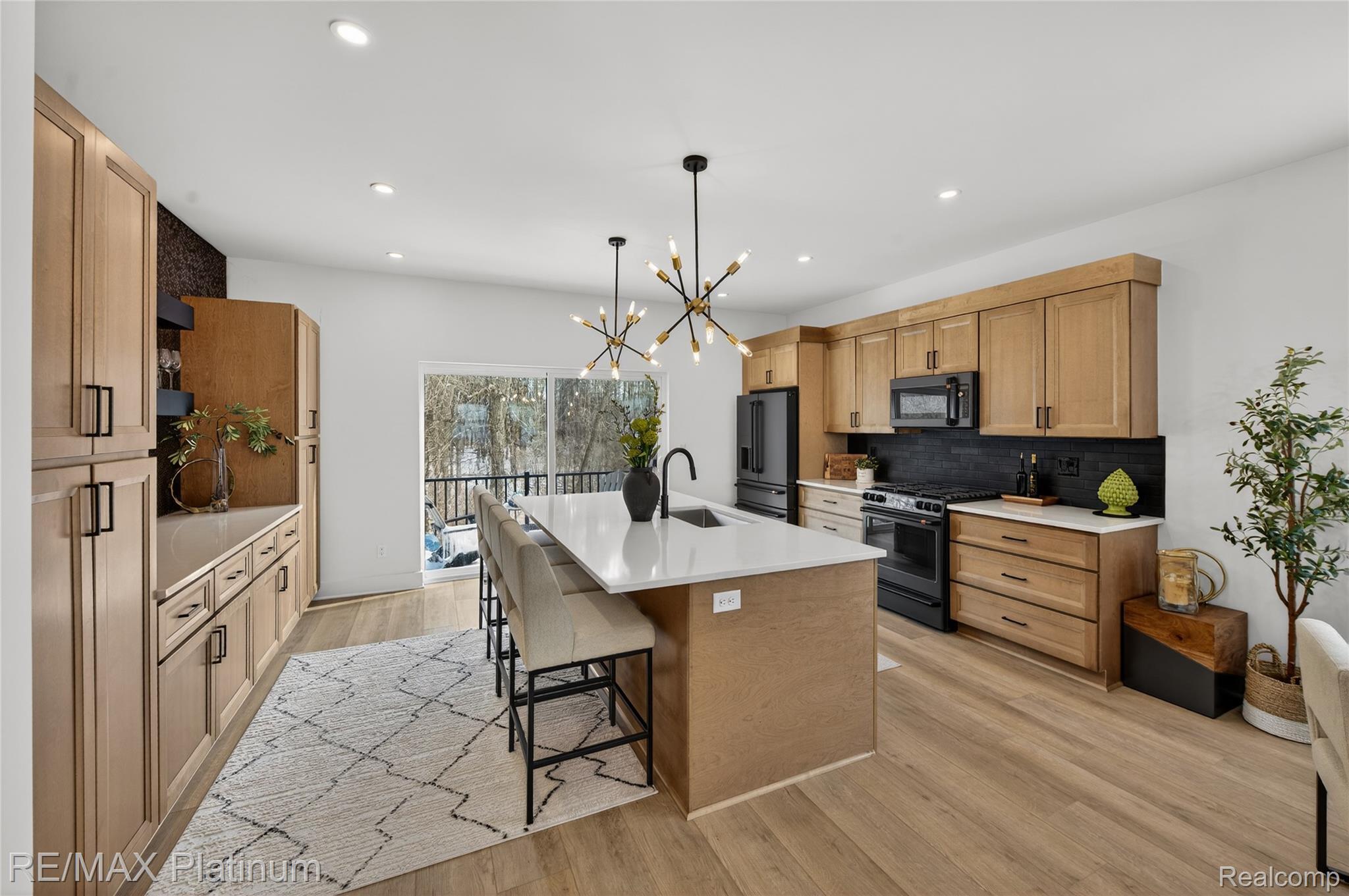 2237 Knotty Pine Trail