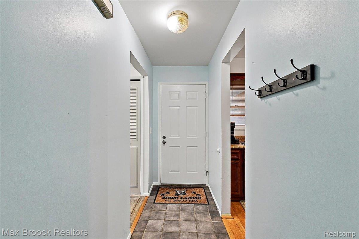37958 Dor Sal Drive