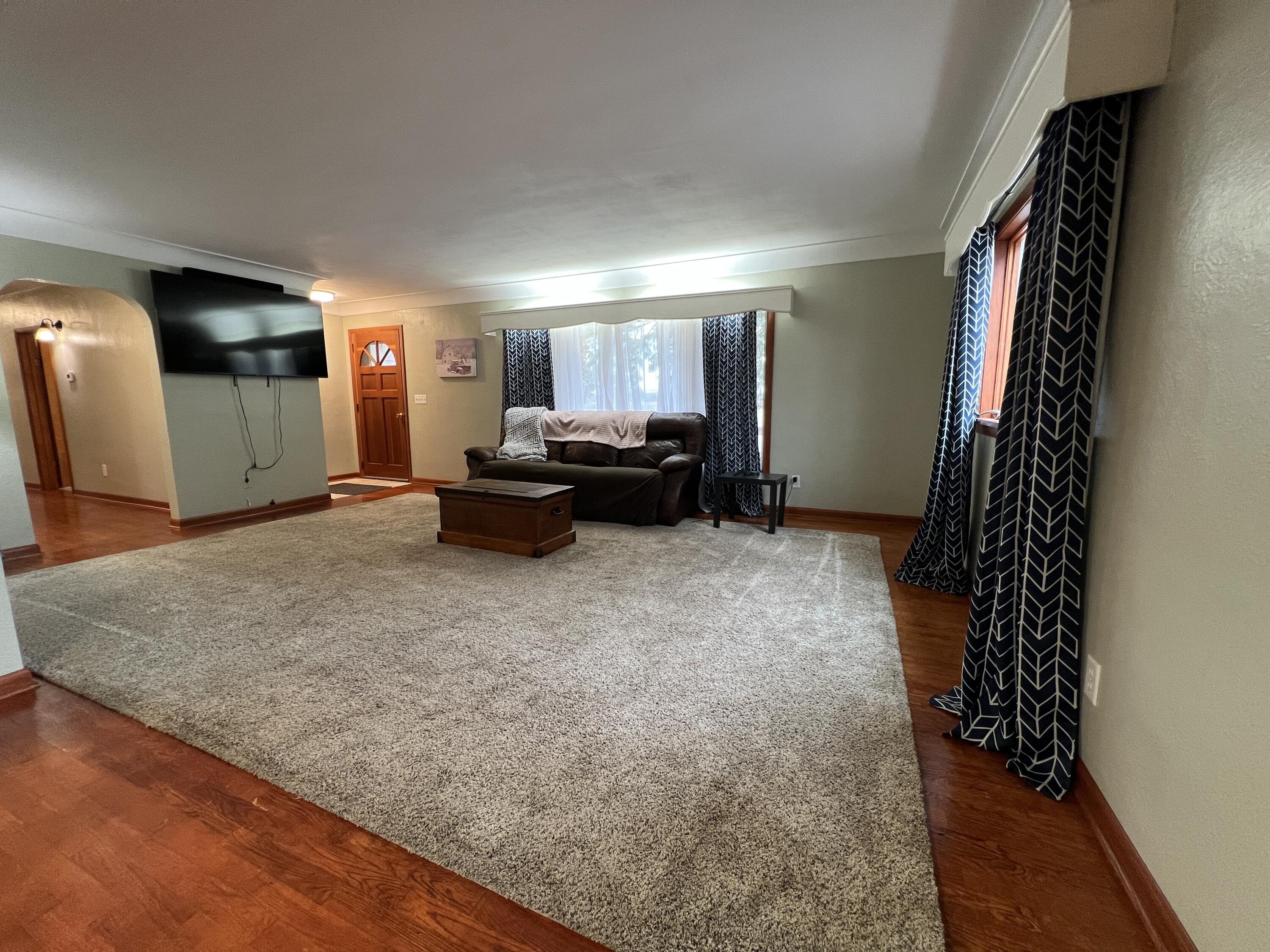 7484 Billmyer Highway