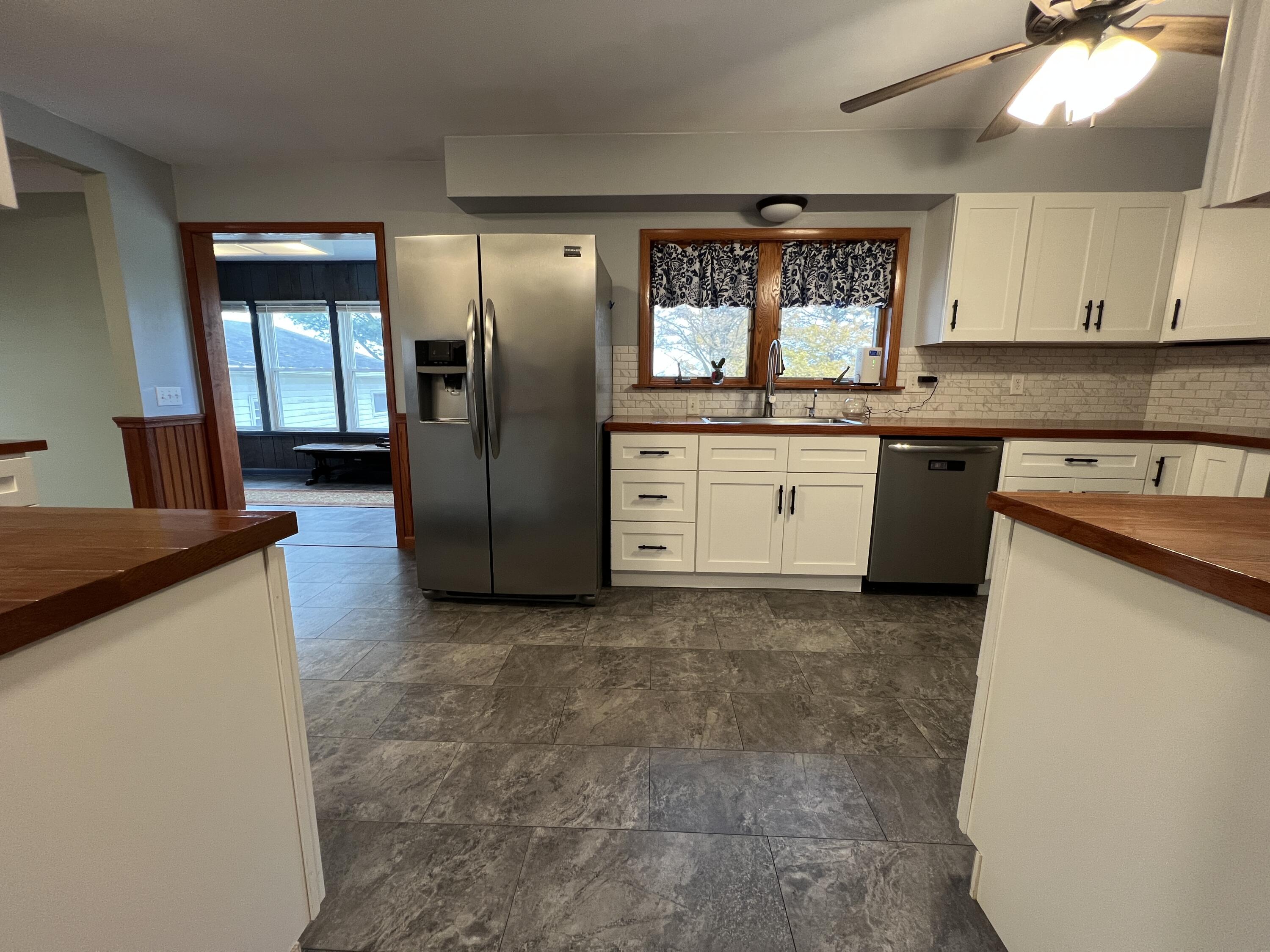 7484 Billmyer Highway