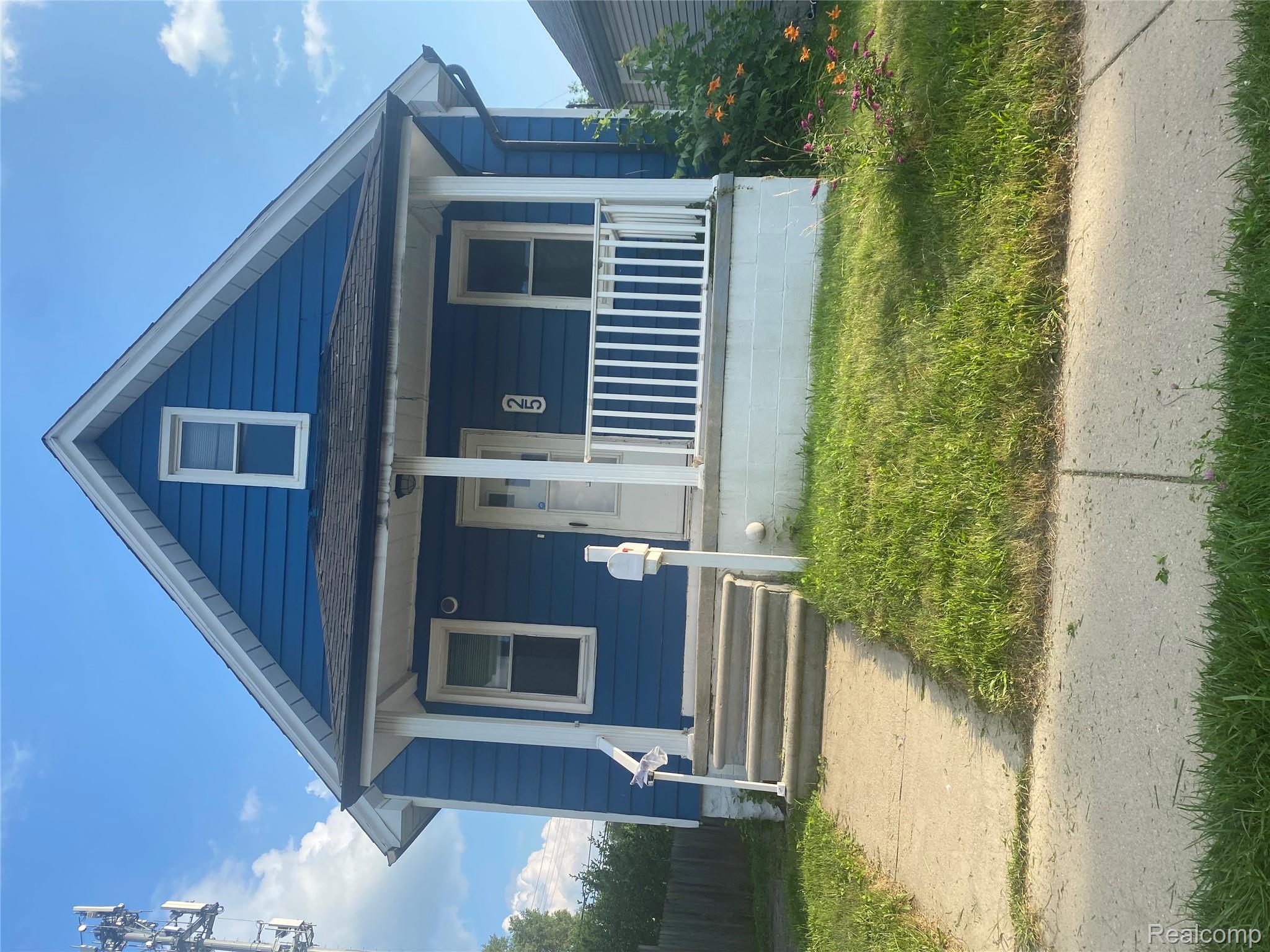25 Marie Street