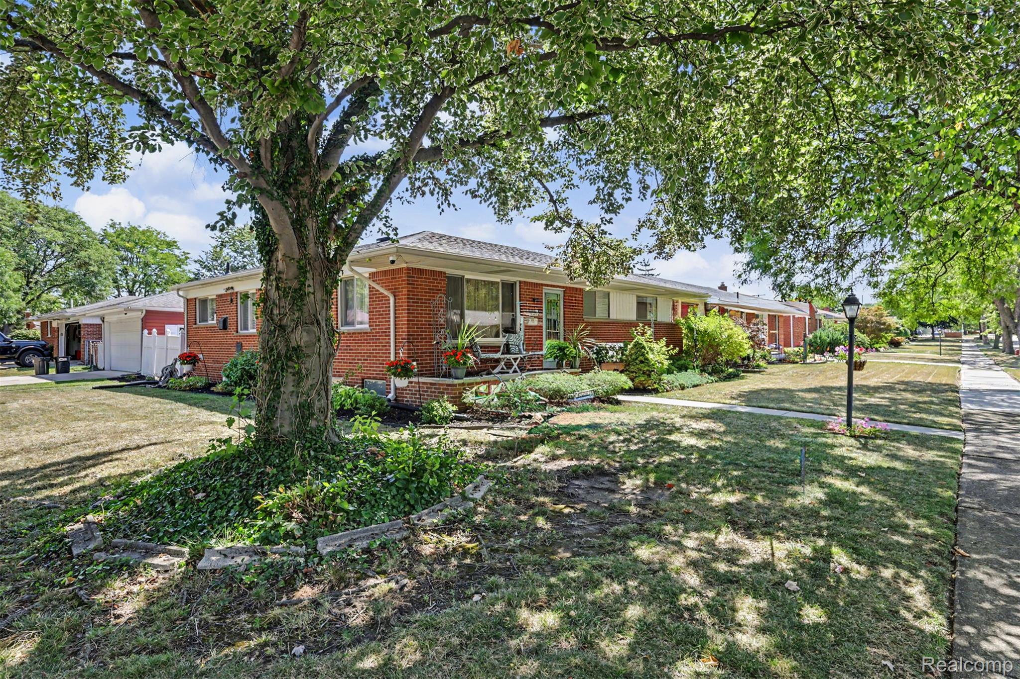 7292 Fairwood Drive