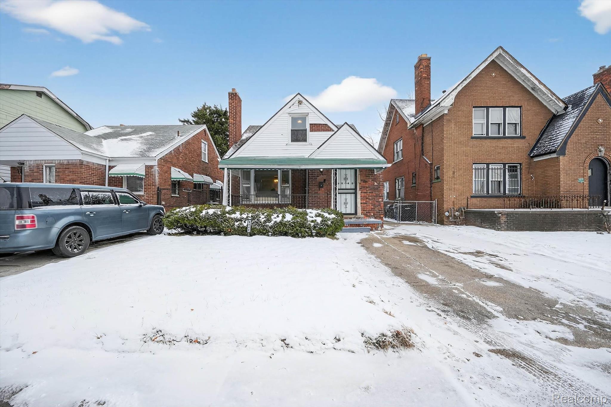 8048 Kentucky Street