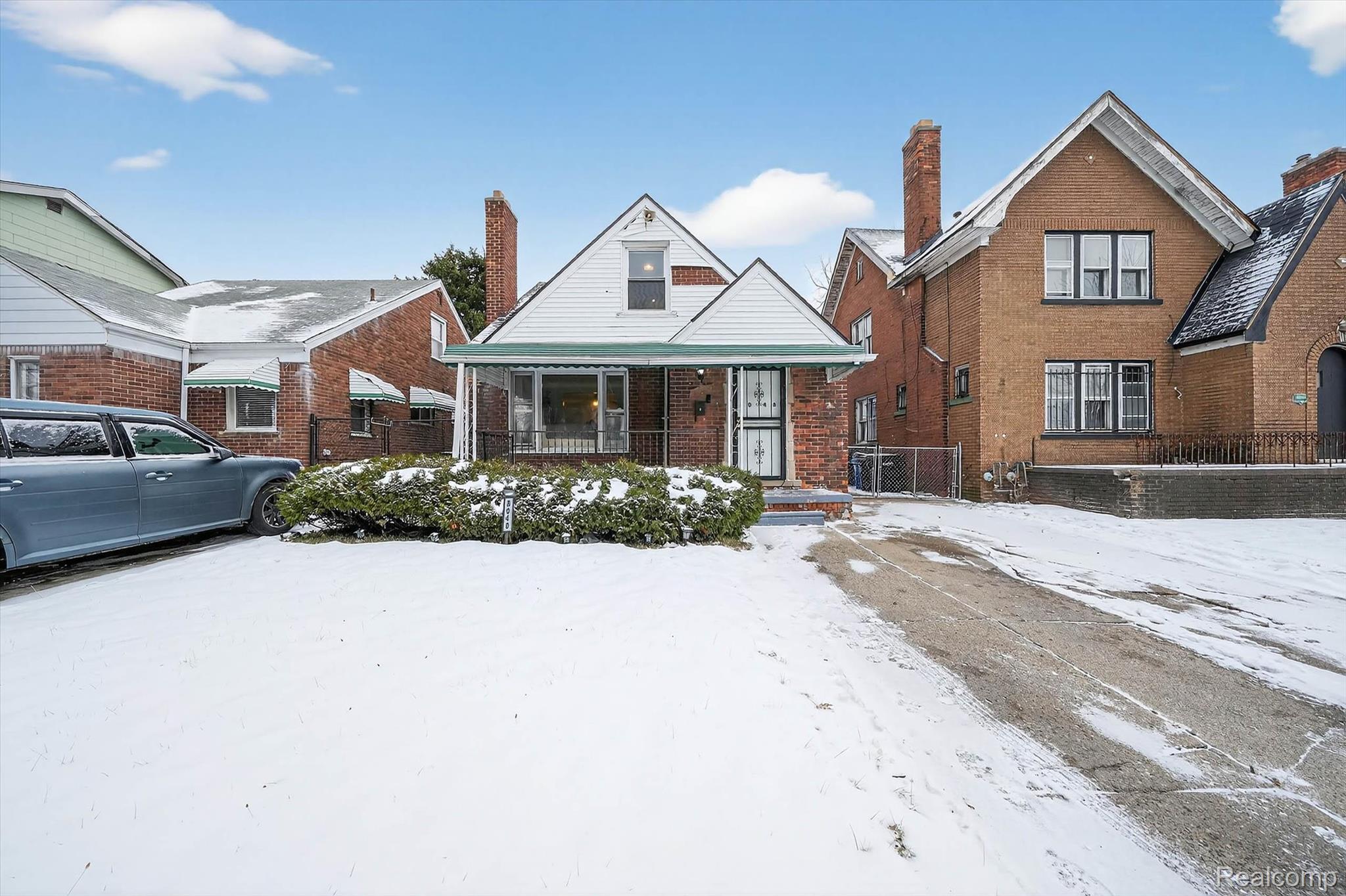 8048 Kentucky Street