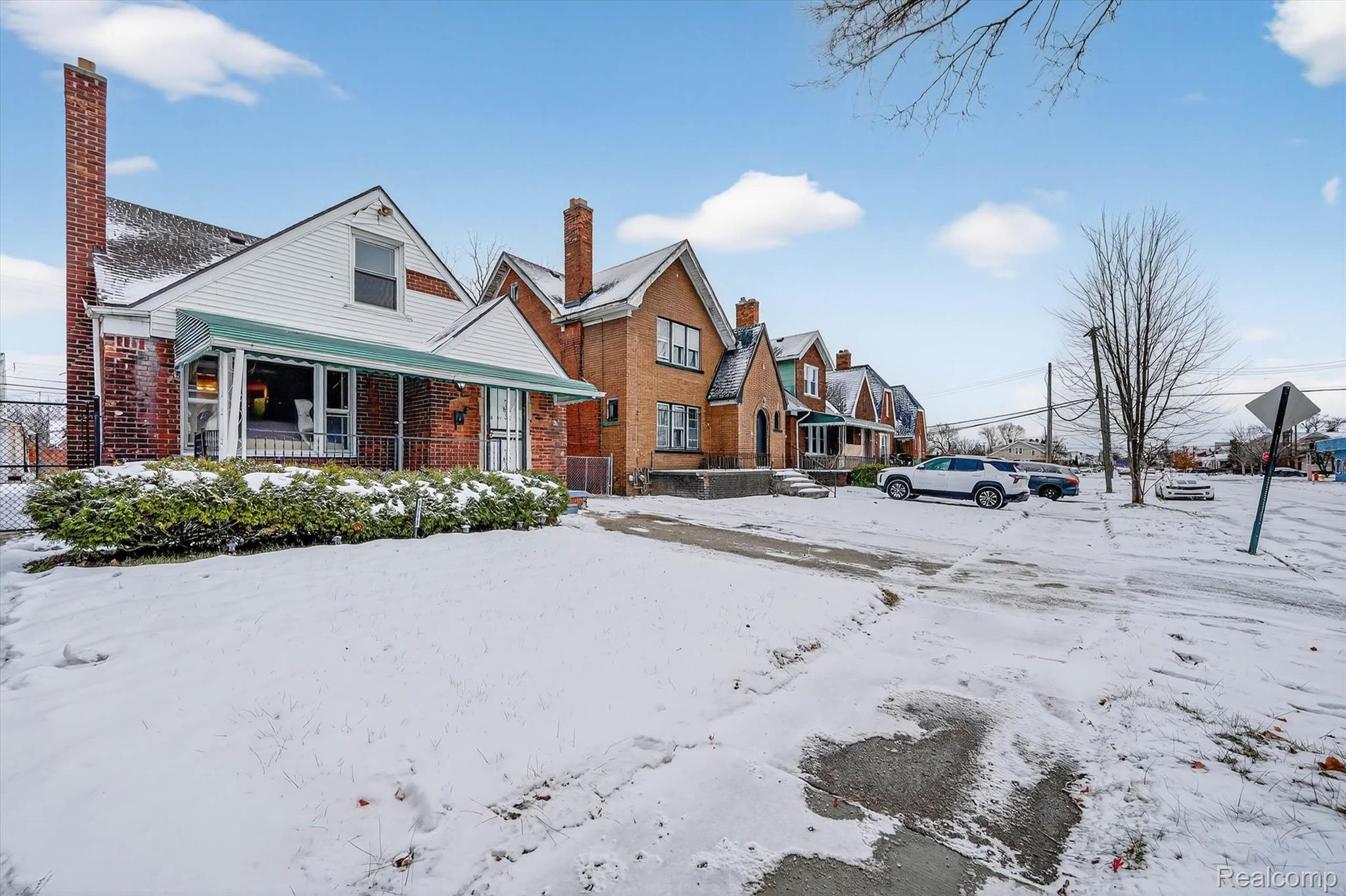 8048 Kentucky Street