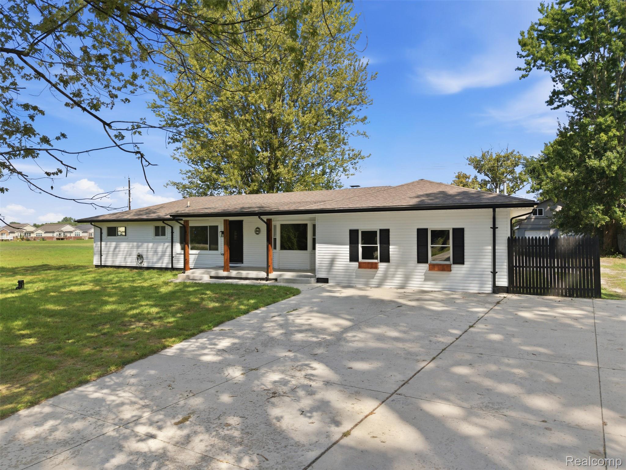 4655 Denton Road