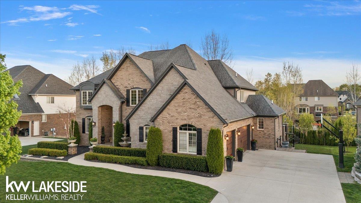 6132 Shadydale Drive