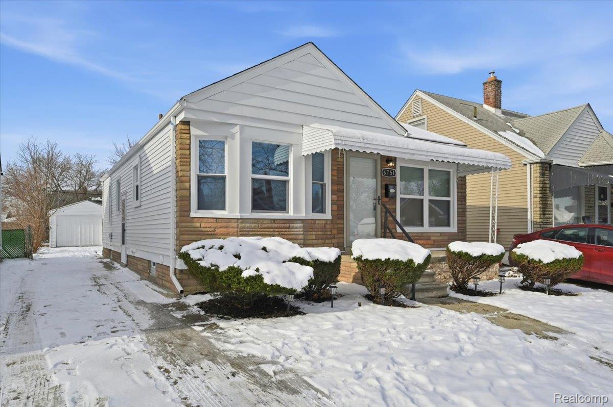 6751 Memorial Avenue