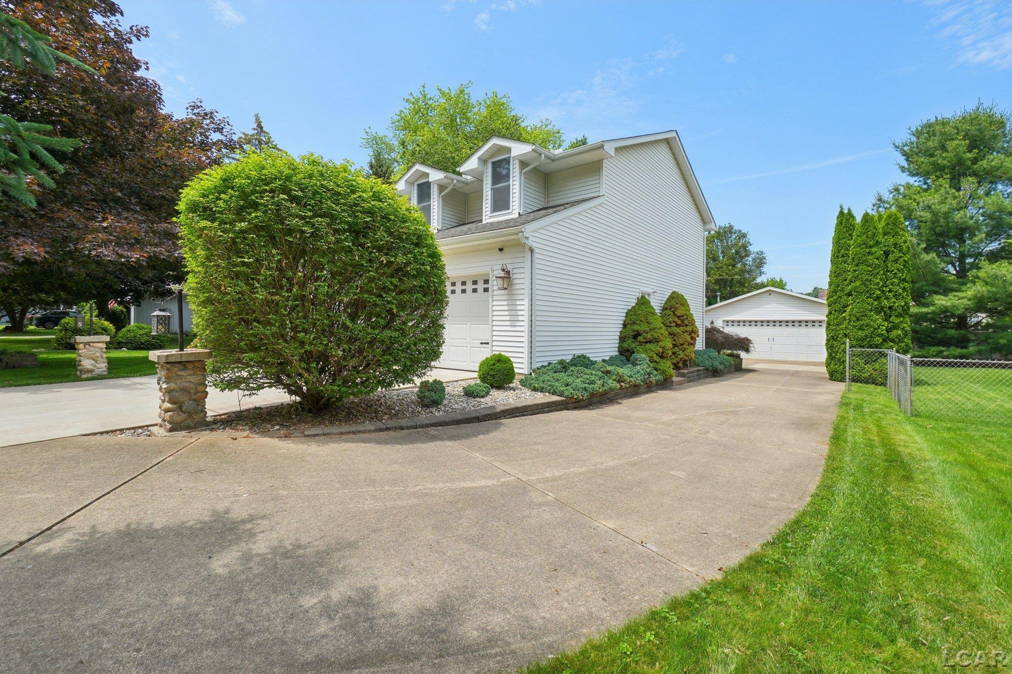 221 Burt Street