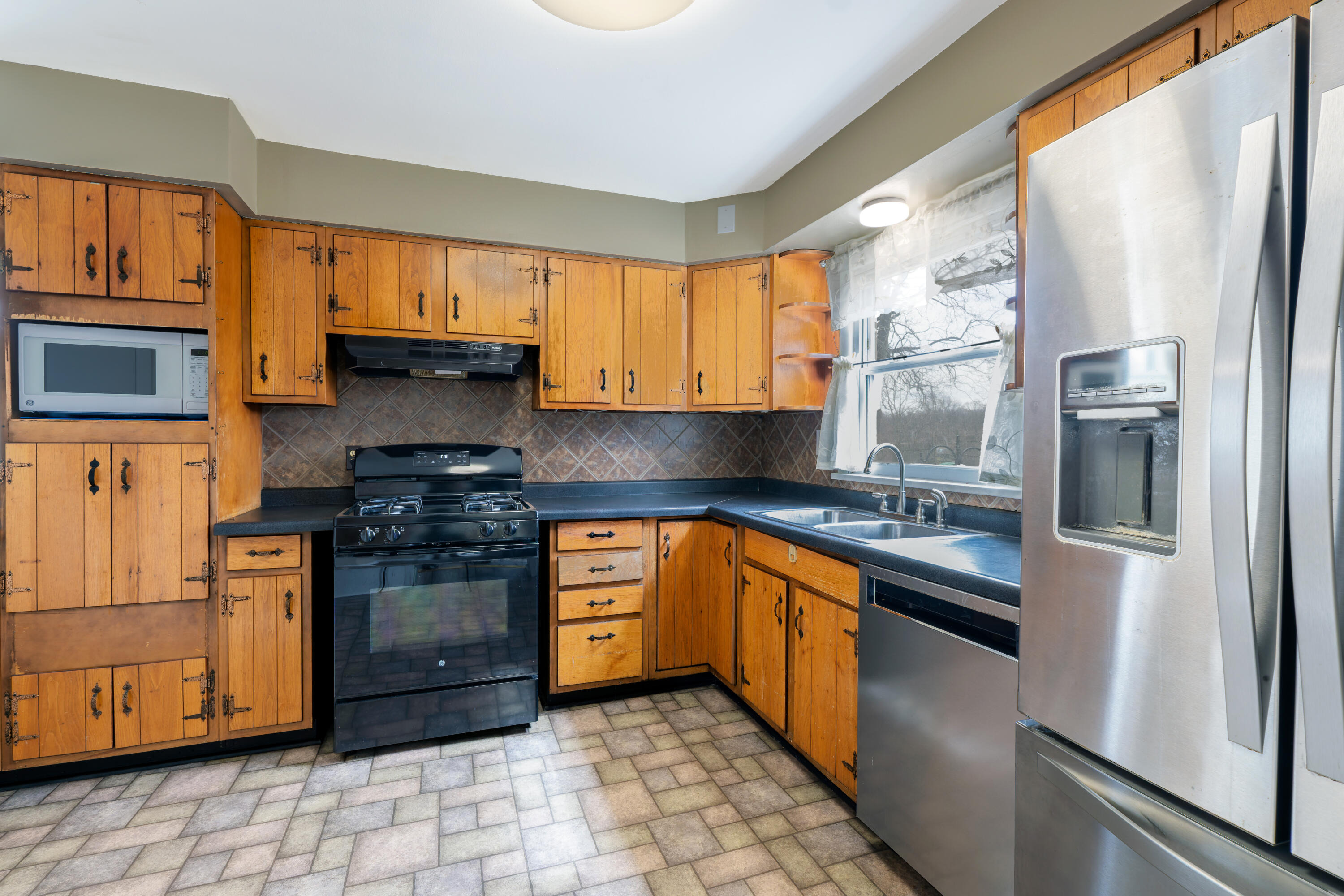 10121 S Sprinkle Road