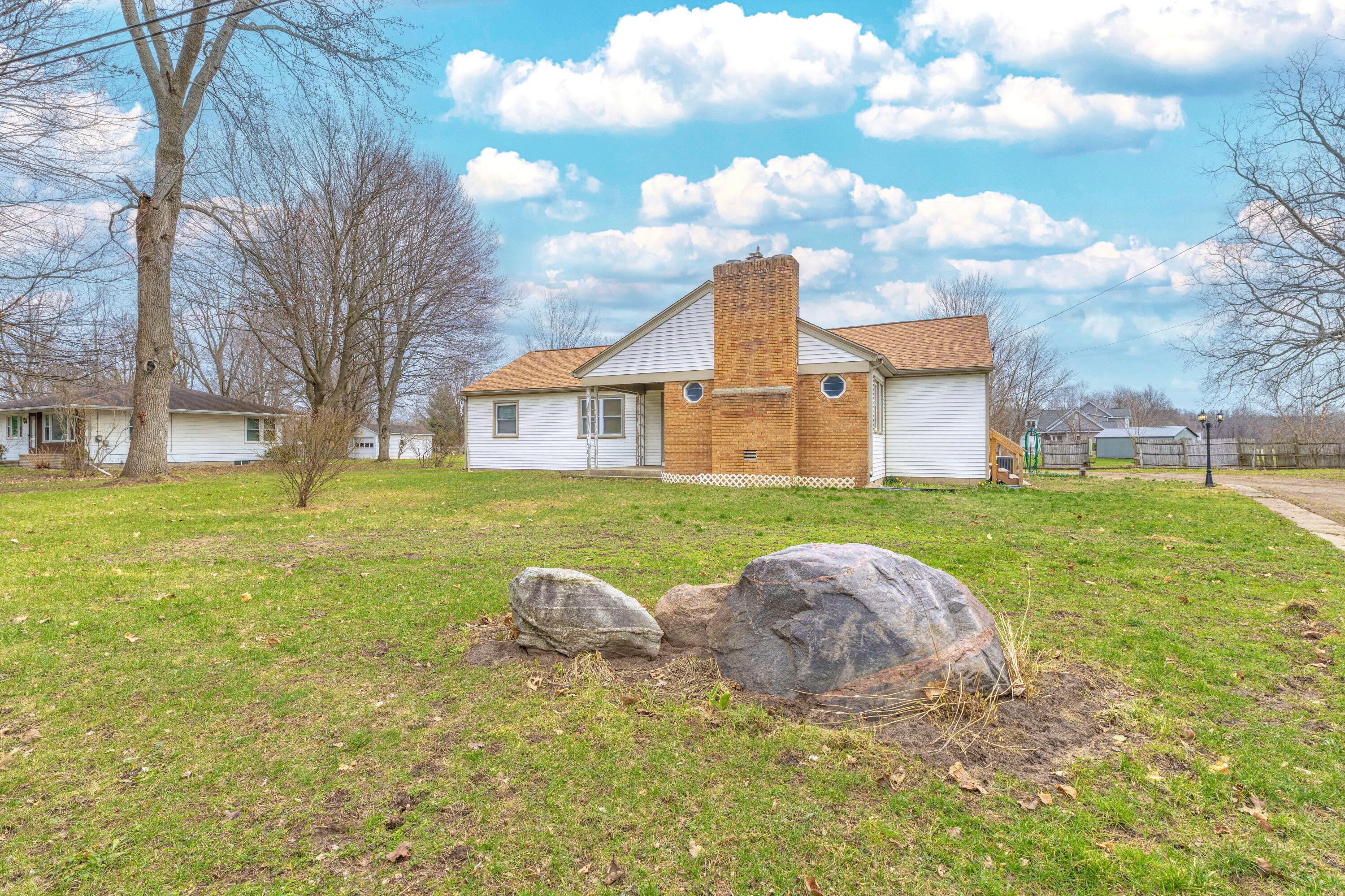 10121 S Sprinkle Road