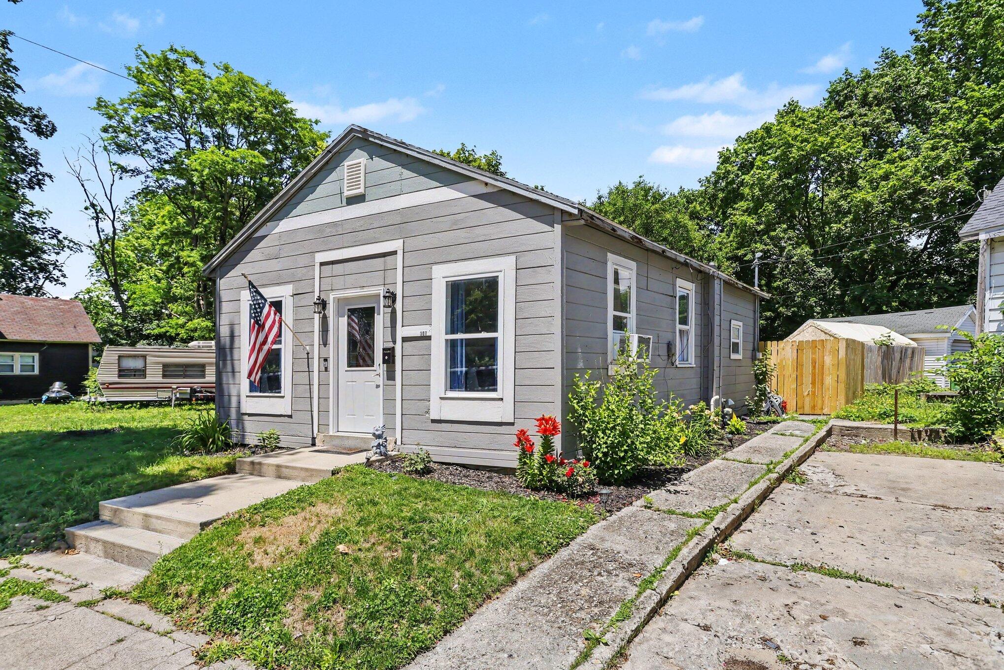 307 E Telegraph Street