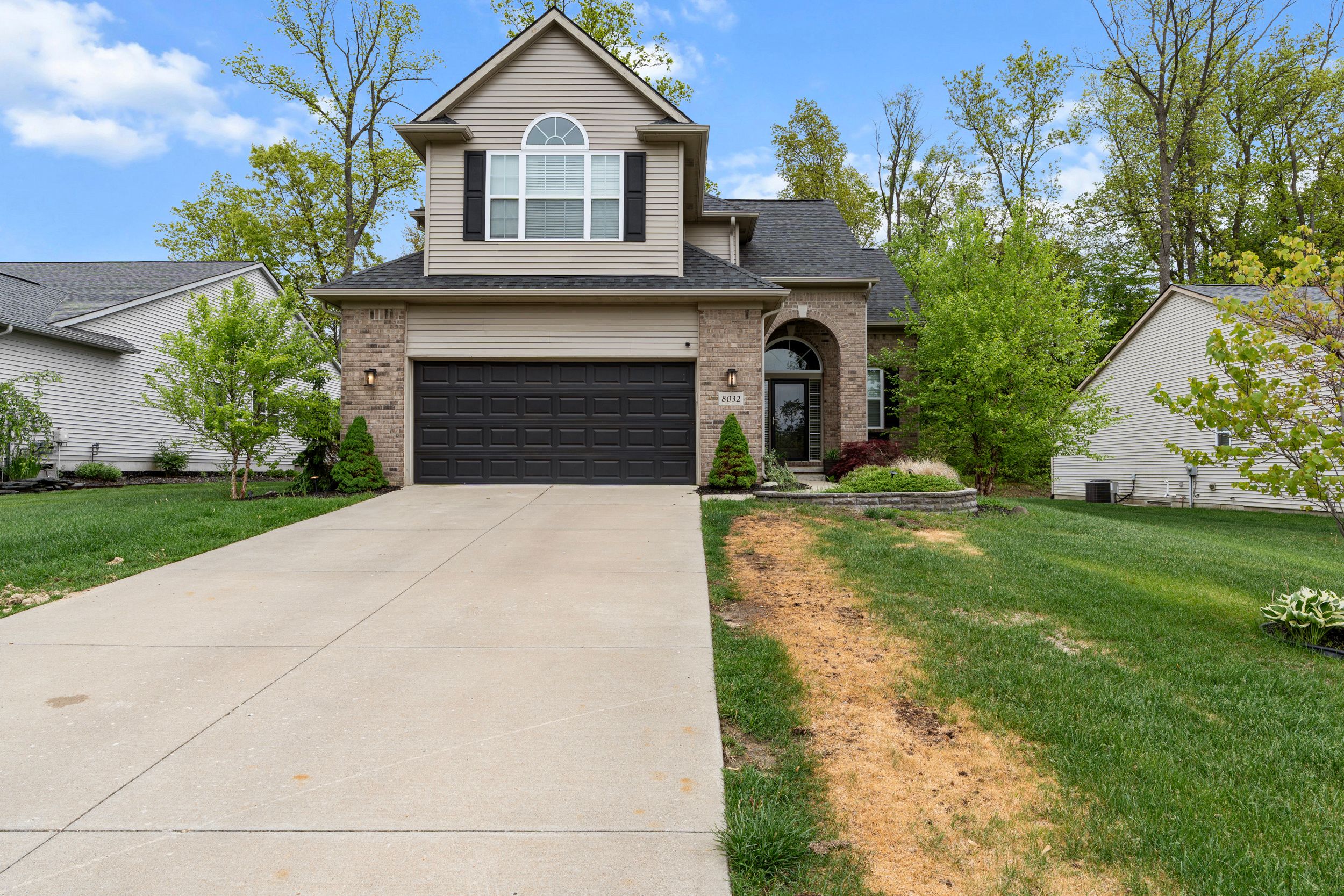 8032 IVY GLEN Park