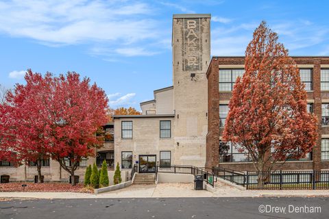 533 Columbia Avenue 264 Holland City MI 49423