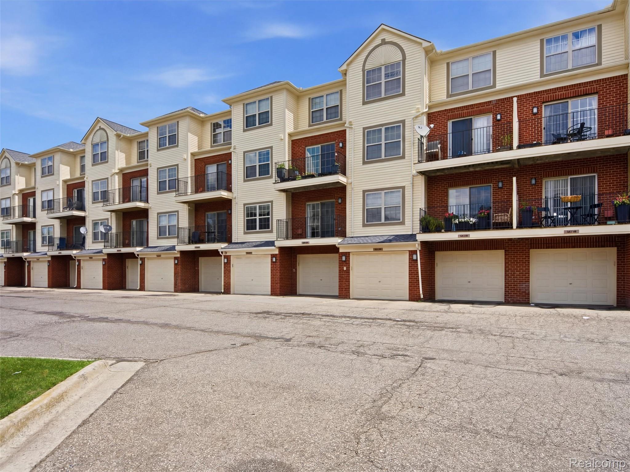 1528 Devon Lane