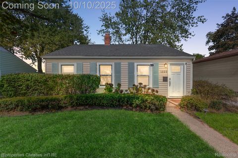 Photo of 1320 Junction Street, Plymouth City, MI 48170 (MLS # 20251041022)